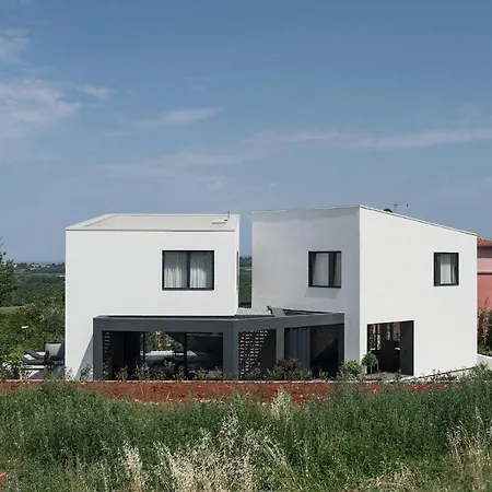 3 Bedroomgorgeous In Porec